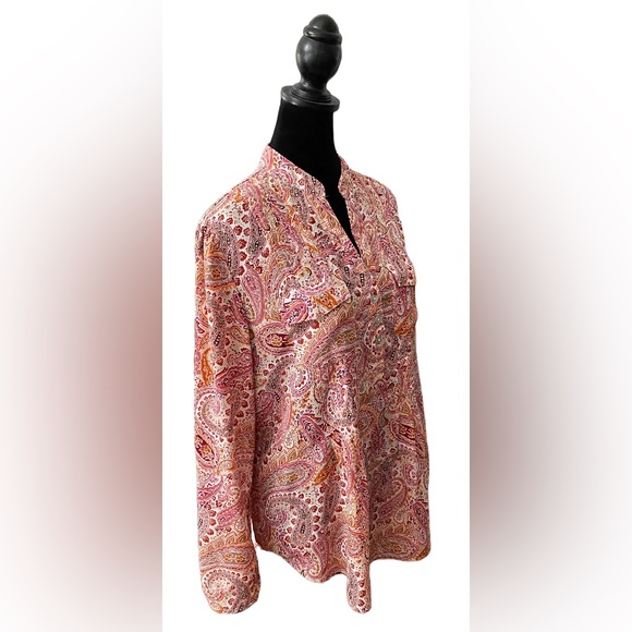 Preswick & Moore: Pink Paisley Pleated Boho Blouse with Front Pockets - Picture 5 of 16